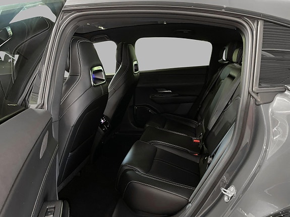 Mazda 6e 13 of 16