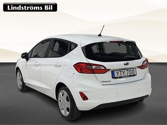 Ford Fiesta 4 of 5