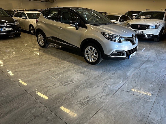 Renault Captur 2 of 20