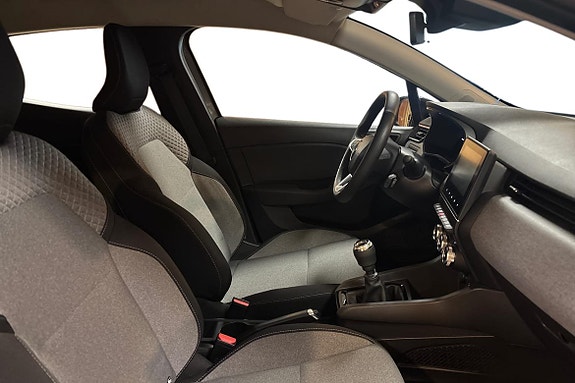 Renault Clio 10 of 15