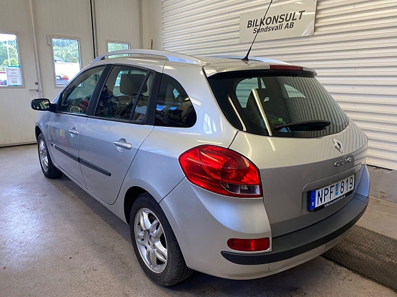 Renault Clio 2 of 5