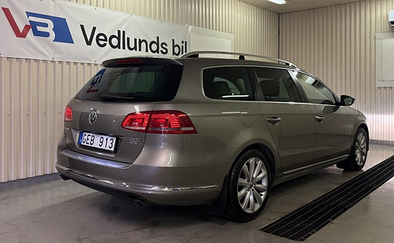 Volkswagen Passat 3 of 5