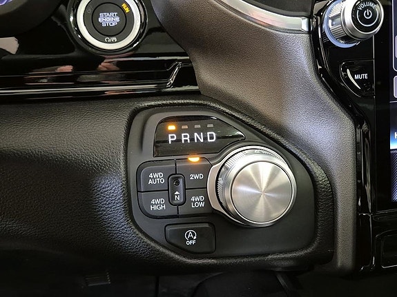 Dodge RAM 1500 15 of 21