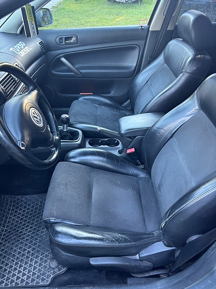 Volkswagen Passat 4 of 5