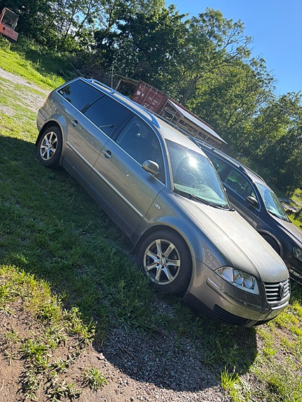 Volkswagen Passat 3 of 5