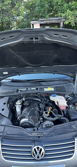 Volkswagen Passat 7 of 10