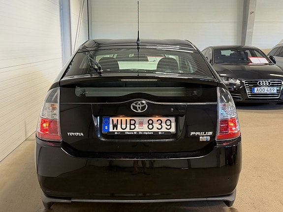 Toyota Prius 6 of 20