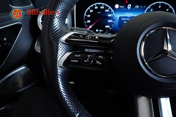 Mercedes-Benz C300 d 28 of 30