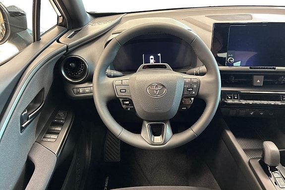 Toyota C-HR 9 of 18