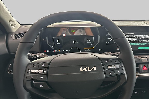 Kia K4 11 of 26