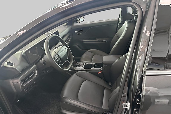 Kia K4 8 of 26