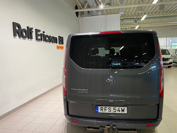 Ford Custom Tourneo 3 of 10