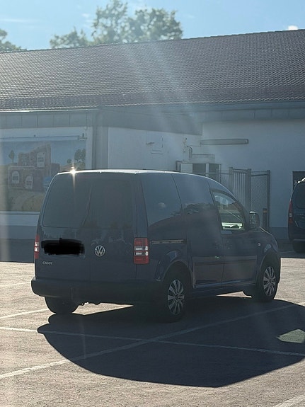 Volkswagen Caddy 2 of 5