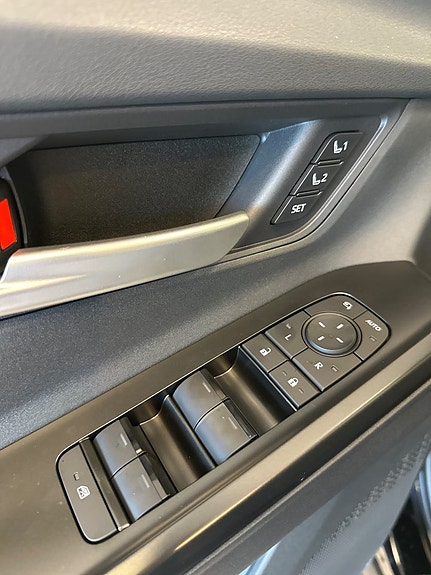 Subaru E-Outback 15 of 24