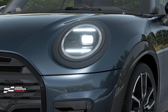 MINI Cooper S 6 of 13
