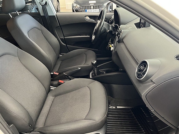 Audi A1 9 of 14