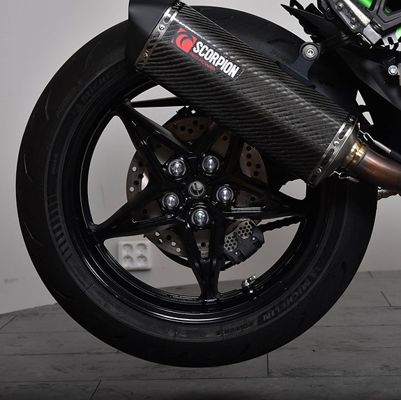 Kawasaki H2 SX / SCORPION LJUDDÄMPARE / NYA DÄCK 11 of 17