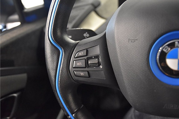 BMW i3s 10 of 17