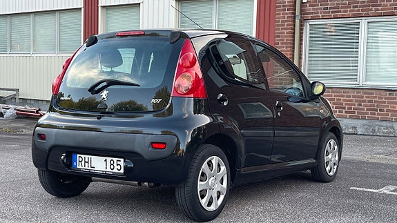Peugeot 107 4 of 5