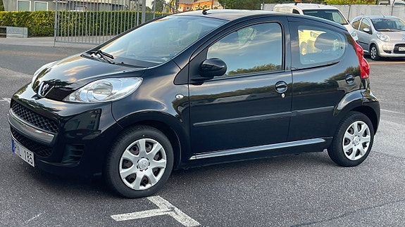 Peugeot 107 2 of 5
