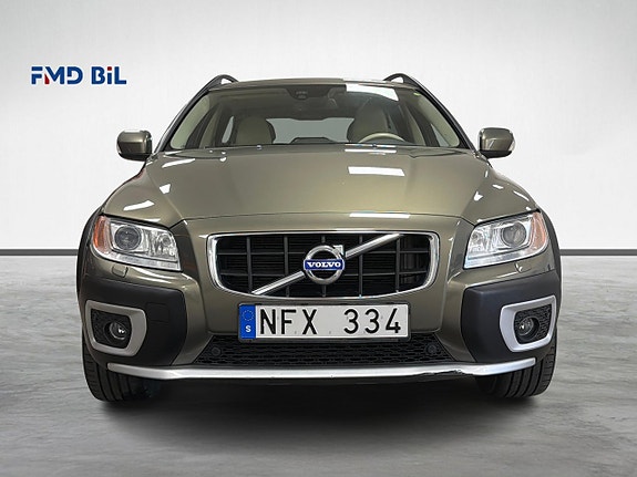 Volvo XC70 3 of 5