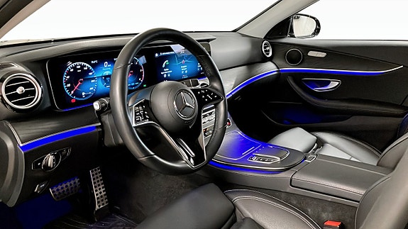 Mercedes-Benz E220 d 4 of 5