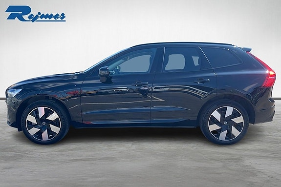 Volvo XC60 3 of 5