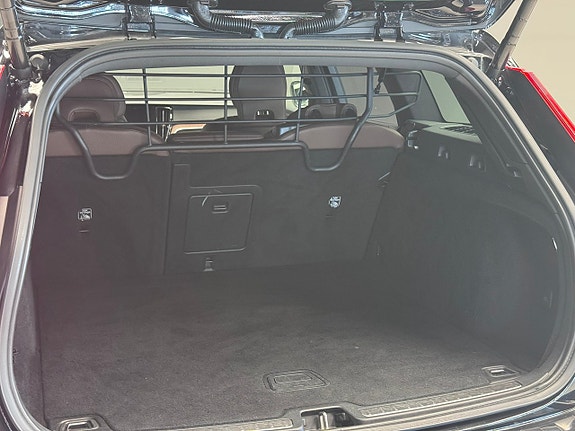 Volvo V60 Cross Country 18 of 20