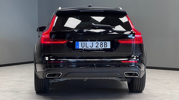 Volvo V60 Cross Country 19 of 20