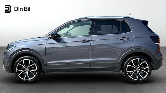 Volkswagen T-Cross 2 of 5