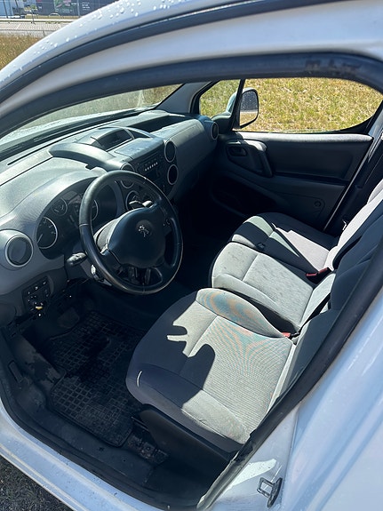 Peugeot Partner 7 of 7