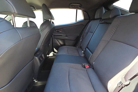 Toyota C-HR 20 of 21