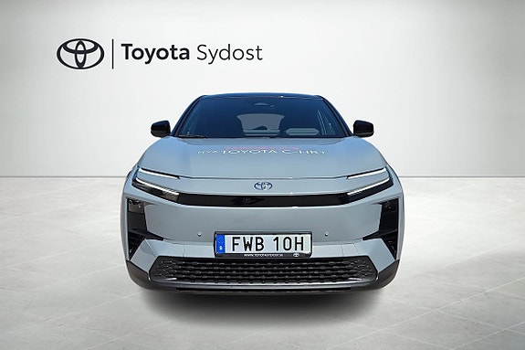 Toyota C-HR 6 of 21
