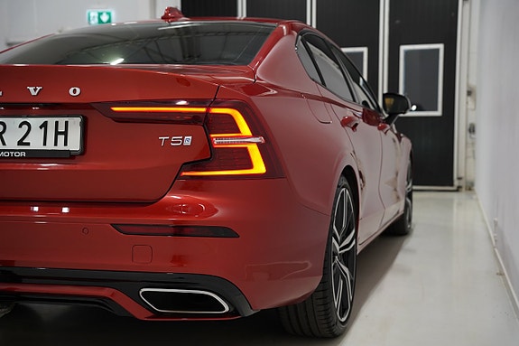 Volvo S60 5 of 5