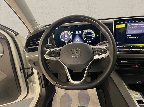 Volkswagen Passat 5 of 5