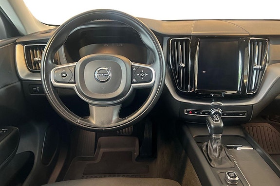 Volvo XC60 13 of 21