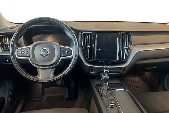 Volvo XC60 12 of 21