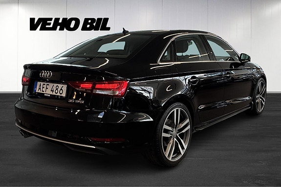 Audi A3 3 of 26