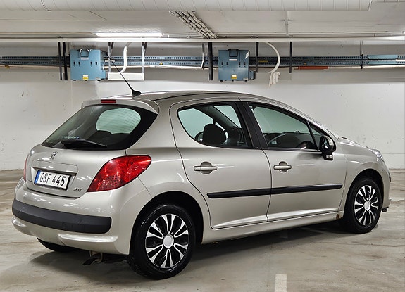 Peugeot 207 4 of 13