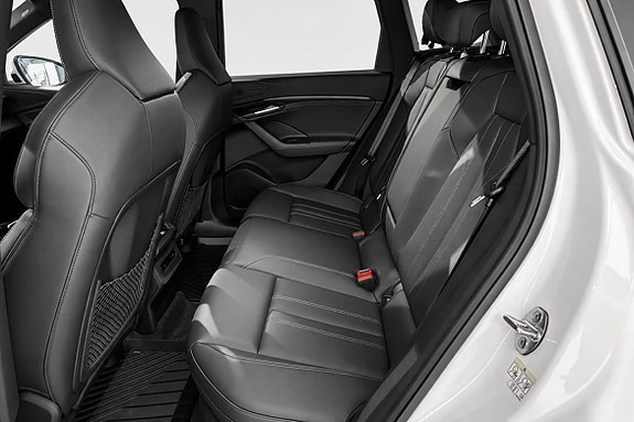 Audi Q6 e-tron 8 of 8