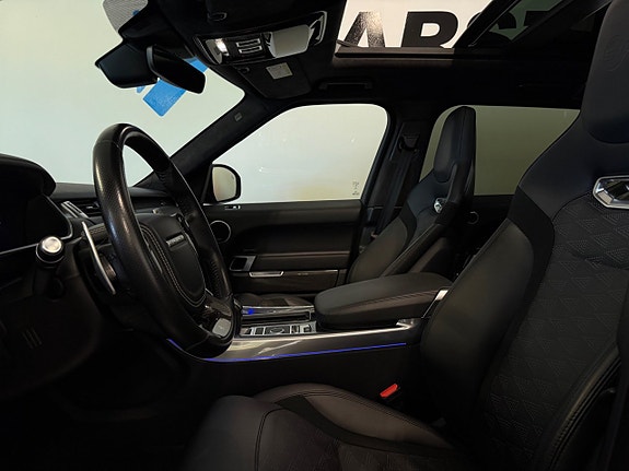 Land Rover Range Rover Sport 15 of 30