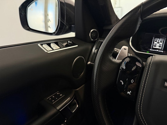 Land Rover Range Rover Sport 25 of 30