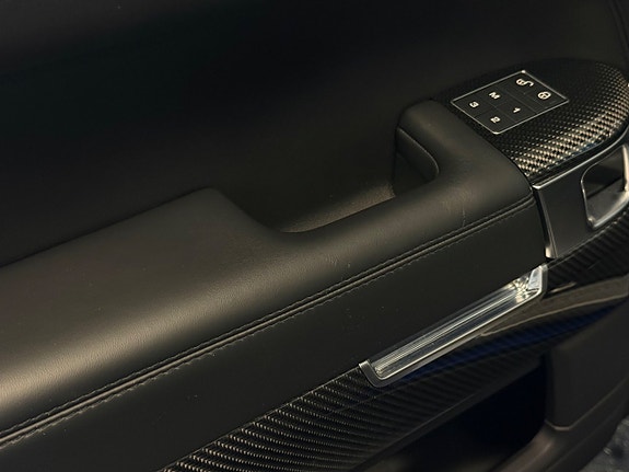 Land Rover Range Rover Sport 17 of 30