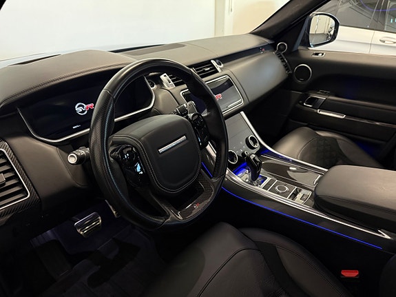 Land Rover Range Rover Sport 24 of 30