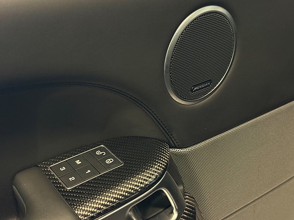 Land Rover Range Rover Sport 18 of 30