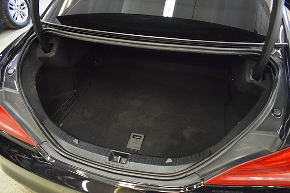 Mercedes-Benz CLA180 13 of 13