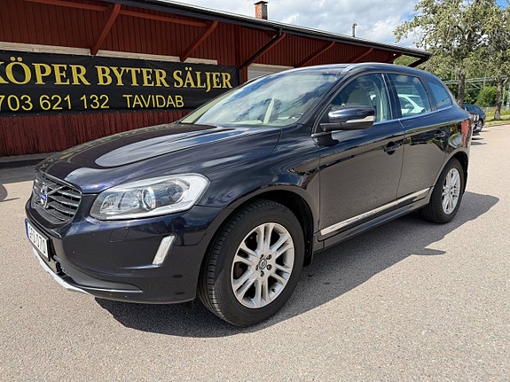 Volvo XC60 2 of 5