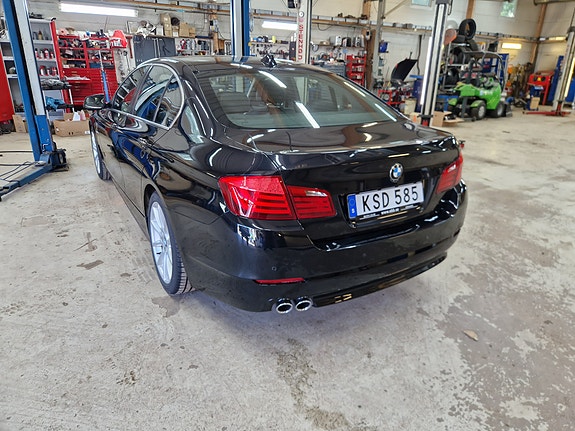 BMW 528i 5 of 5