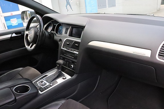 Audi Q7 7 of 18