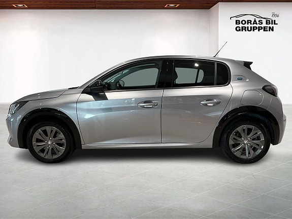 Peugeot e-208 3 of 5